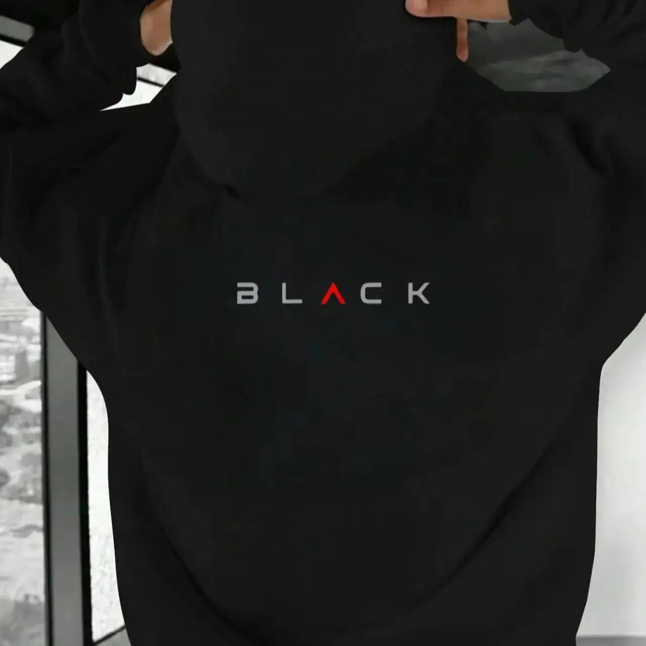 The 2025 new fashionable and trendy spring and autumn hoodie is suitable for casual and comfortable daily commuting for men