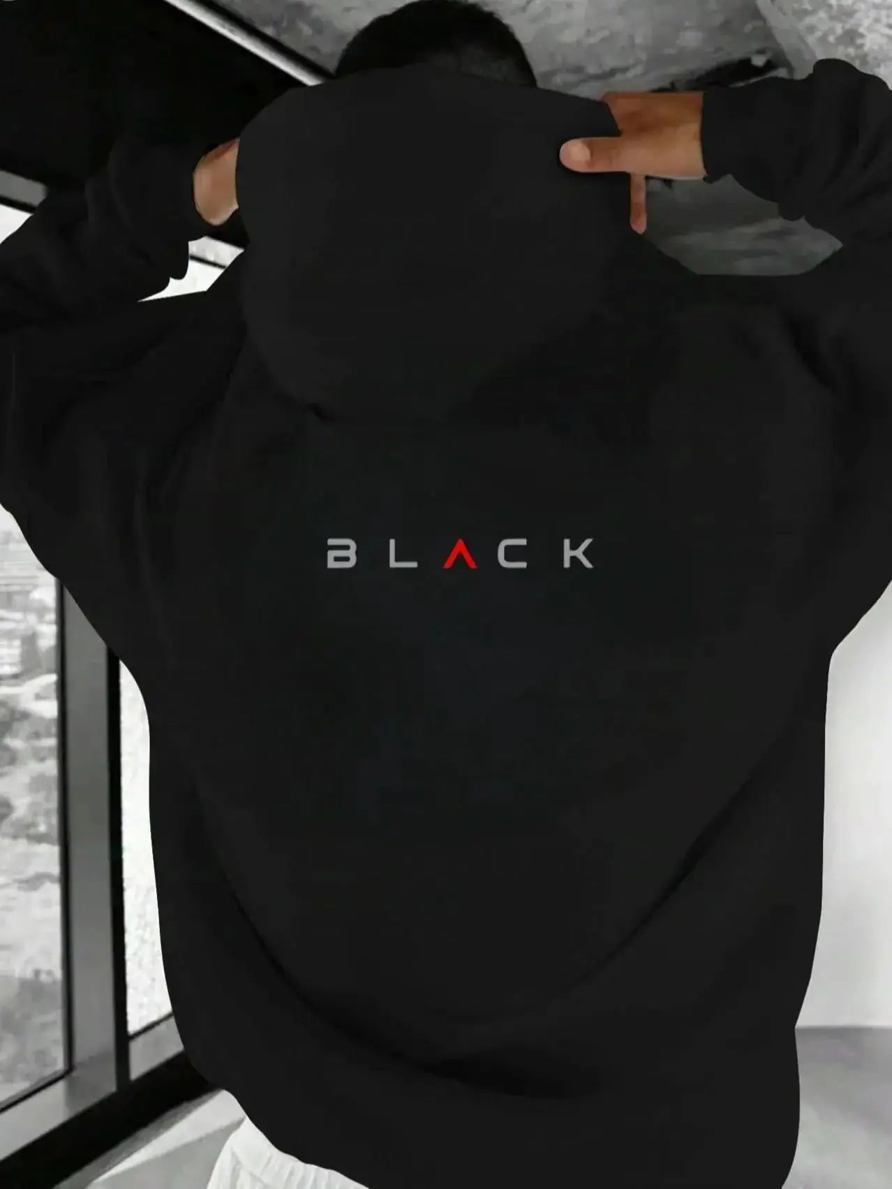 The 2025 new fashionable and trendy spring and autumn hoodie is suitable for casual and comfortable daily commuting for men